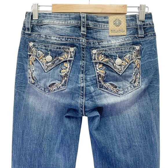 Miss Me Pearl & Feather Border Mid Rise Capri Jeans Cropped Straight Leg Size 27 - Picture 6 of 13